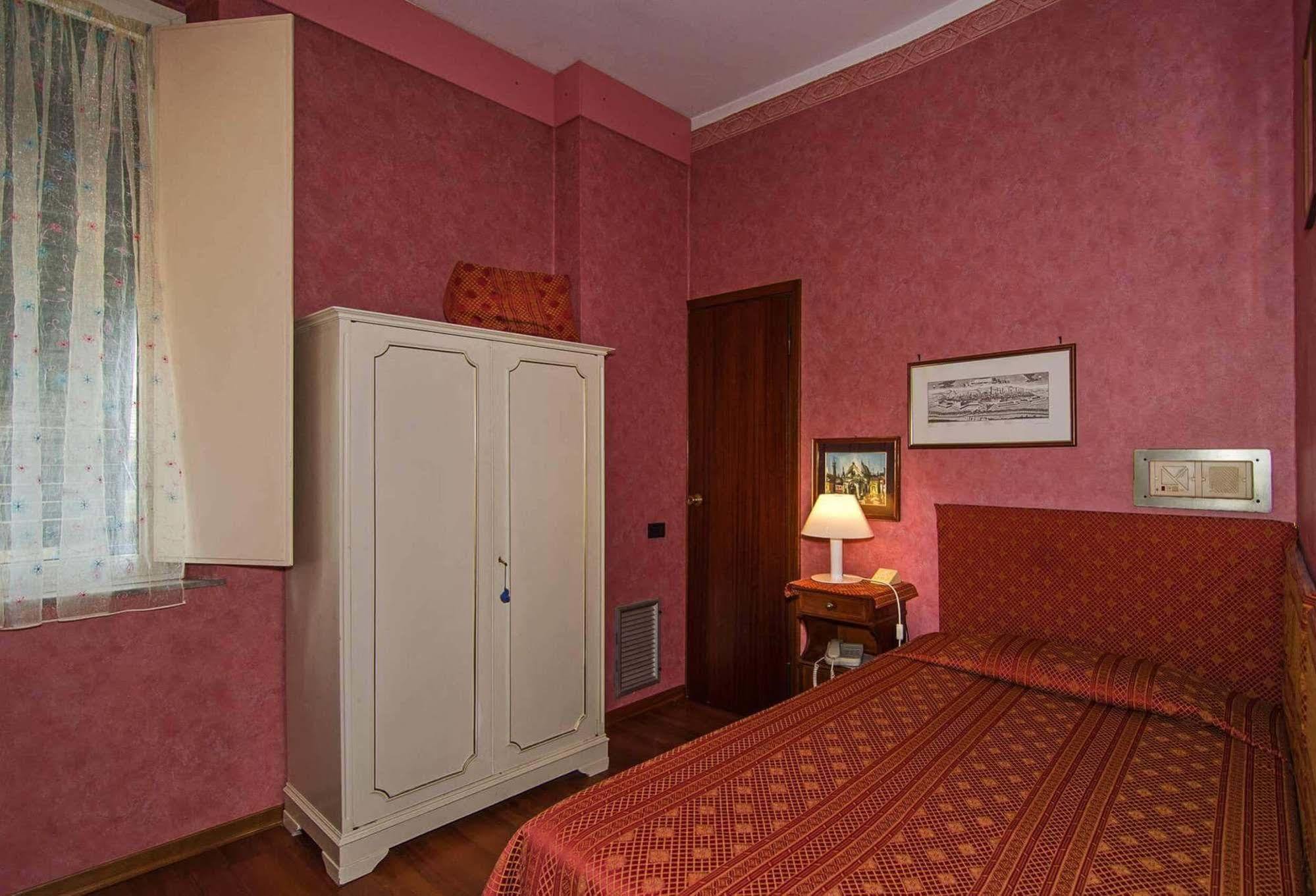 Hotel Rex Lucca Luaran gambar